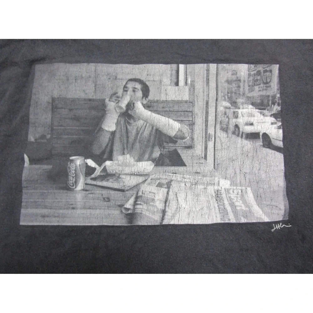 Nike SB Y2K T-Shirt Size (M) Omar Salazar‎ Skateboard Portrait Broken Arm 2010